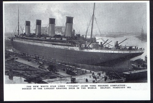 Modern postcard titanic - modern,