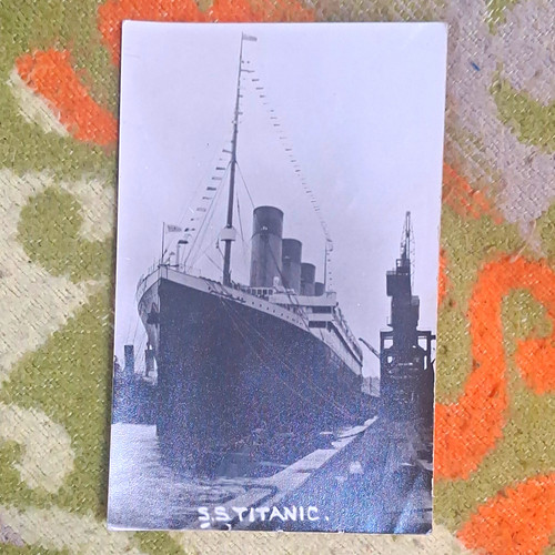 Titanic black white - titanic, &